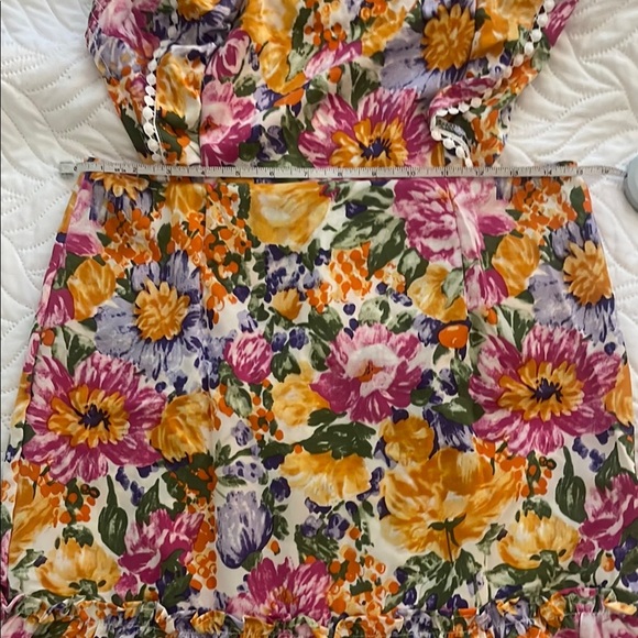 Floral Ruffle Dress - Picture 3 of 4